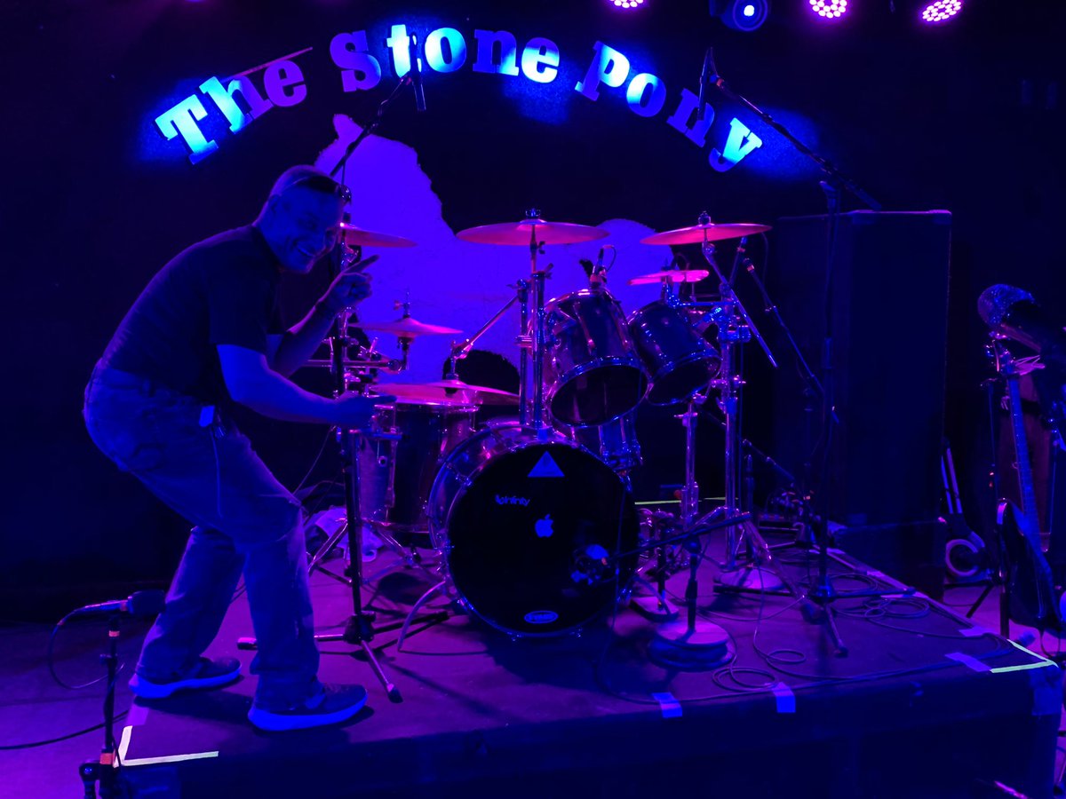 doneover8011's tweet photo. Can you guess where I just played LOL sometimes being a musician is plain just awesome!!!!!! https://t.co/Qh2ABDSZlU