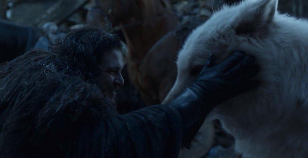 knittymelissa's tweet photo. Who's a good boy???  Who's better than a dragon???
#GameOfThrones #GameOfThronesFinale https://t.co/xpc4kSpU6X