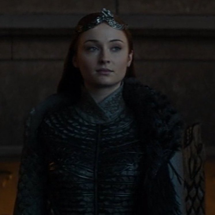 maggiegal3's tweet photo. Favorite then. Favorite now. All hail queen Sansa #GOTFinale #GameOfTrones #SansaStark https://t.co/NjsYbGeBbX