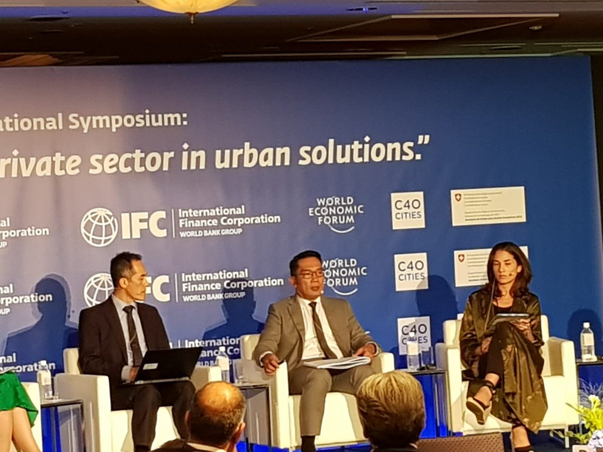 Bapak Ridwan Kamil, Governor of West Java sharing his vision of “Digital Java”, that empowers the people in rural areas, and helps fish farms connect to markets. Also his plans for a significant, $80 bn infrastructure push. #Urban20 #IFCcities