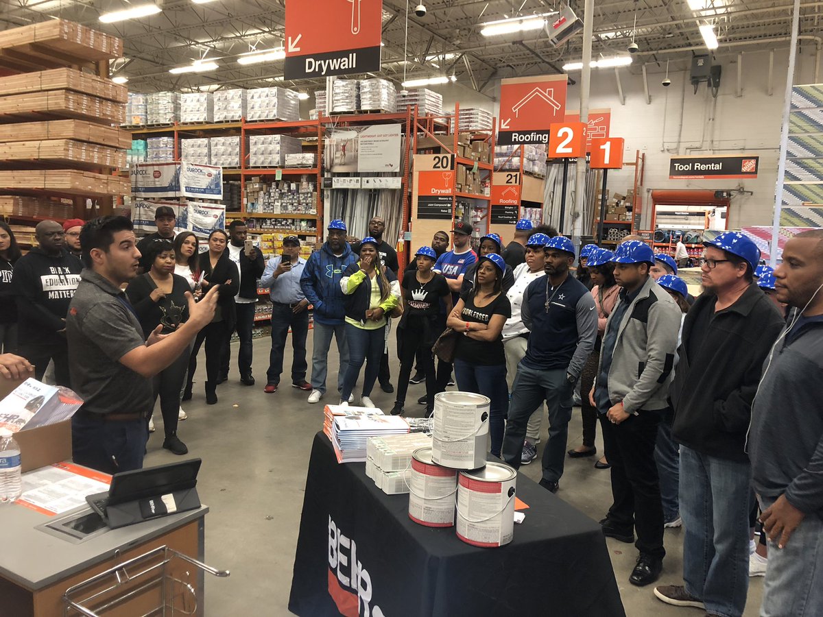 caseyo_behr's tweet image. Great Turnout Today For An Investor Walk At Dan Ryan THD!!! Great Job To Danny, Izzy and Charles For Rep’Ing Behr &amp;amp; THD. Over 60 People Looking To Invest In Chicago!!! @ghutch1988 @THDIzzyAvila @DanRyan1914 @ScottRud1