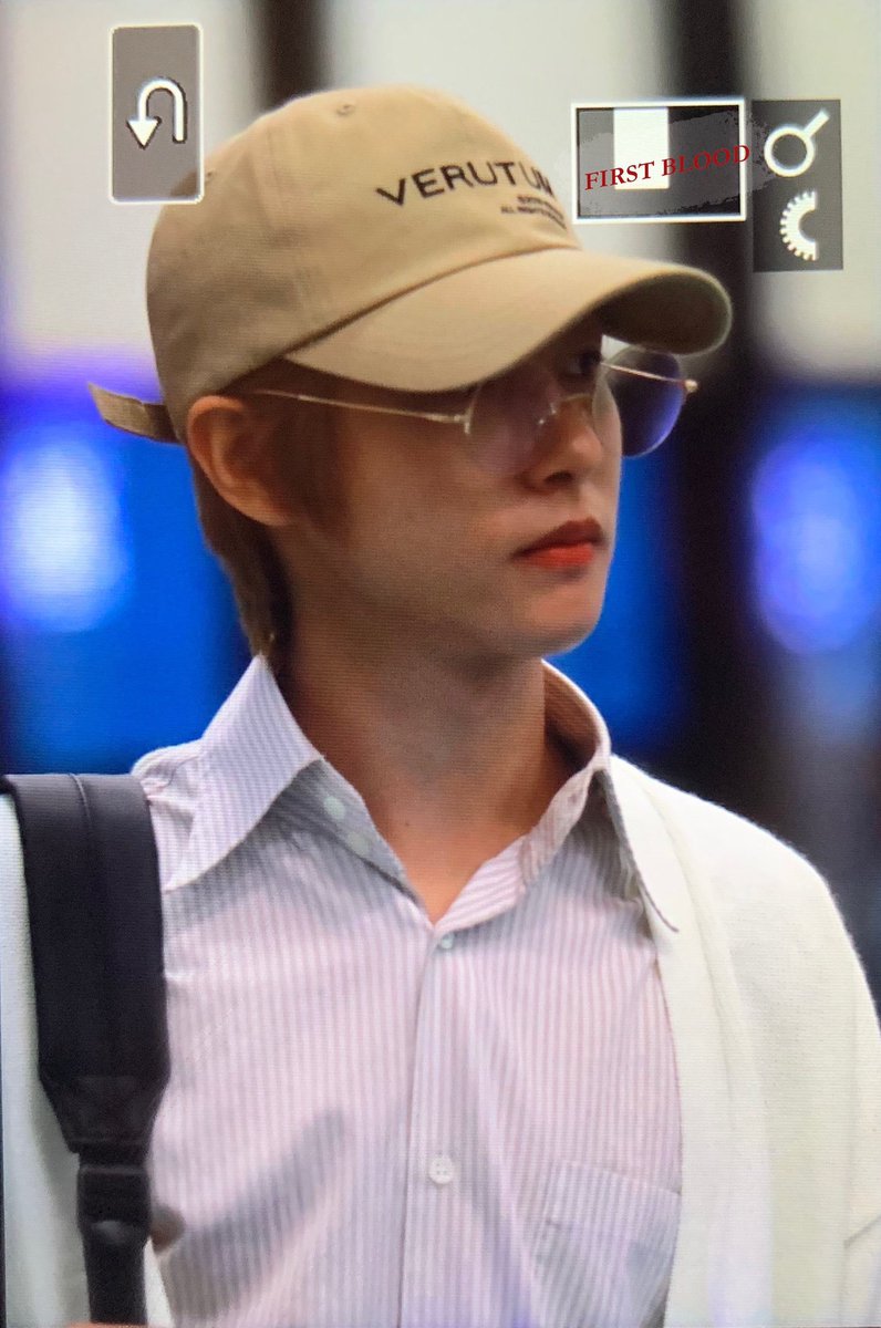renjun pics 🦊 tweet media