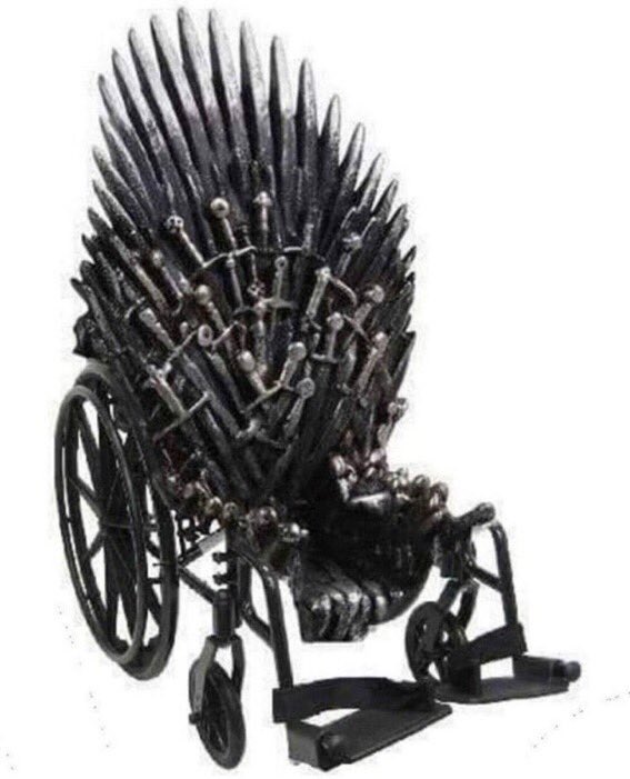 Bran’s new throne 😂😂😂#GameofThrones