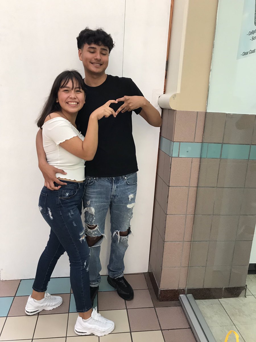 missthhanng's tweet photo. #thisoneisbetter 🧡 @RoccoLaflare https://t.co/4Fep59Es9x