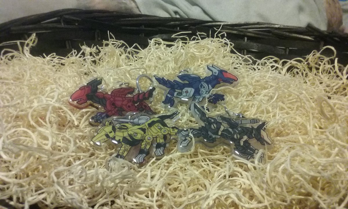 EmileeAsheArt's tweet photo. NEW ZOIDS to join the gang!!! These guys will be debuting at Sydney Supanova next month, and after that, available online at my store!!!
https://t.co/3UXKo5d6Hh #zoids #artistontwitter #sabretiger #gunsniper #namoigunsniper #shadowfox #charms #sydnova https://t.co/GVjZMSxH5w