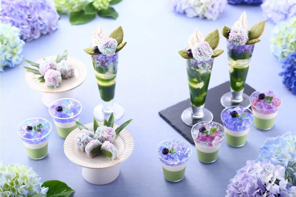 美しすぎる紫陽花パフェに思わず目を奪われる！食べるのが勿体ない！