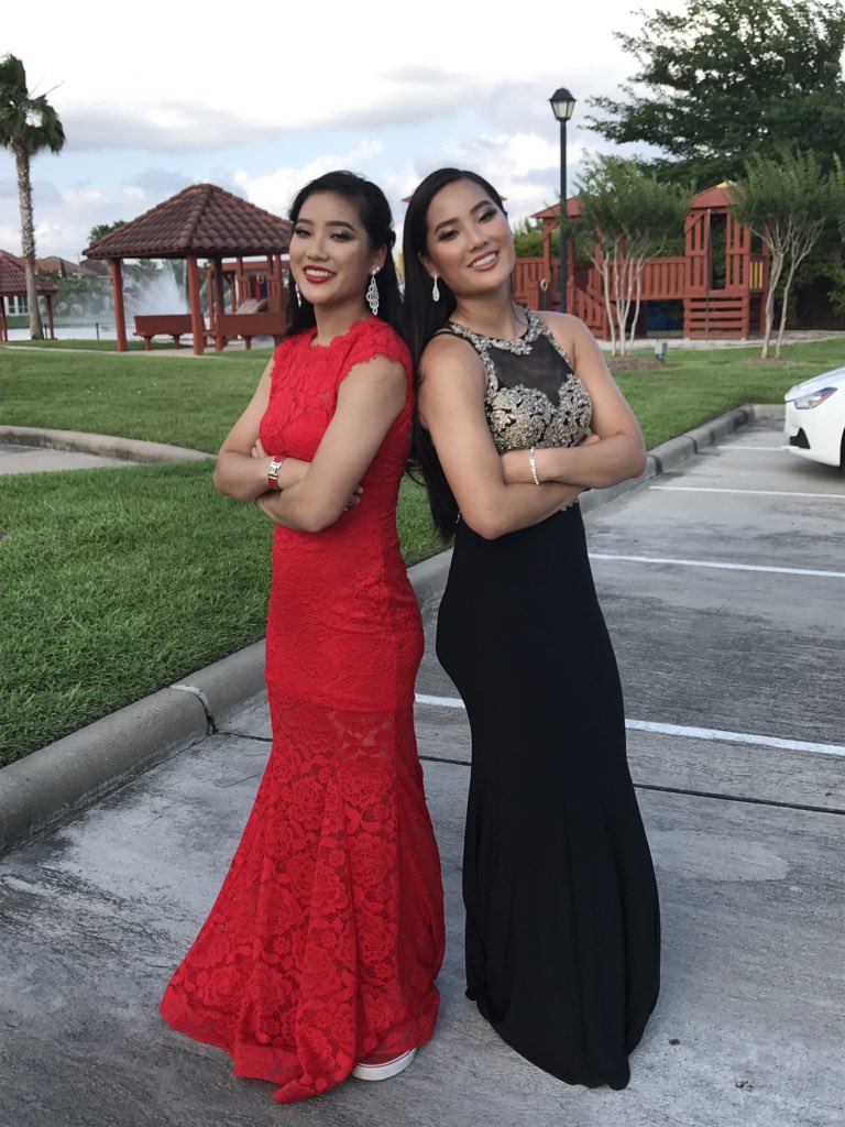 Twinballerz's tweet photo. Twice as Nice ❤️🏀 #Prom2K19 https://t.co/3CgOAbewCo