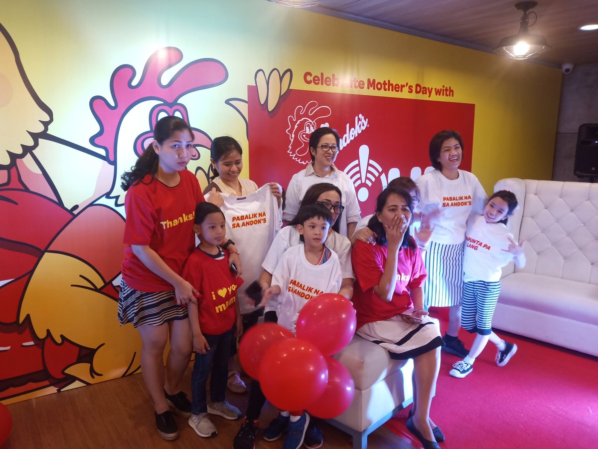 multitasking_sj's tweet photo. Kudos to Andok's for creating such a meaningful campaign for Moms and their kids on Mother's Day. Nothing beats "going offline & bonding with Nanay!" #hourmama #allaroundpinaymama #andoks https://t.co/PdhwHMiWiV