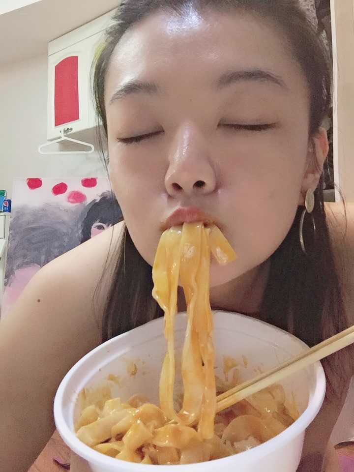 babycha08864690's tweet photo. 多謝大家转推、、
快起床吃東西呀、、 https://t.co/jQu5cCSuZm