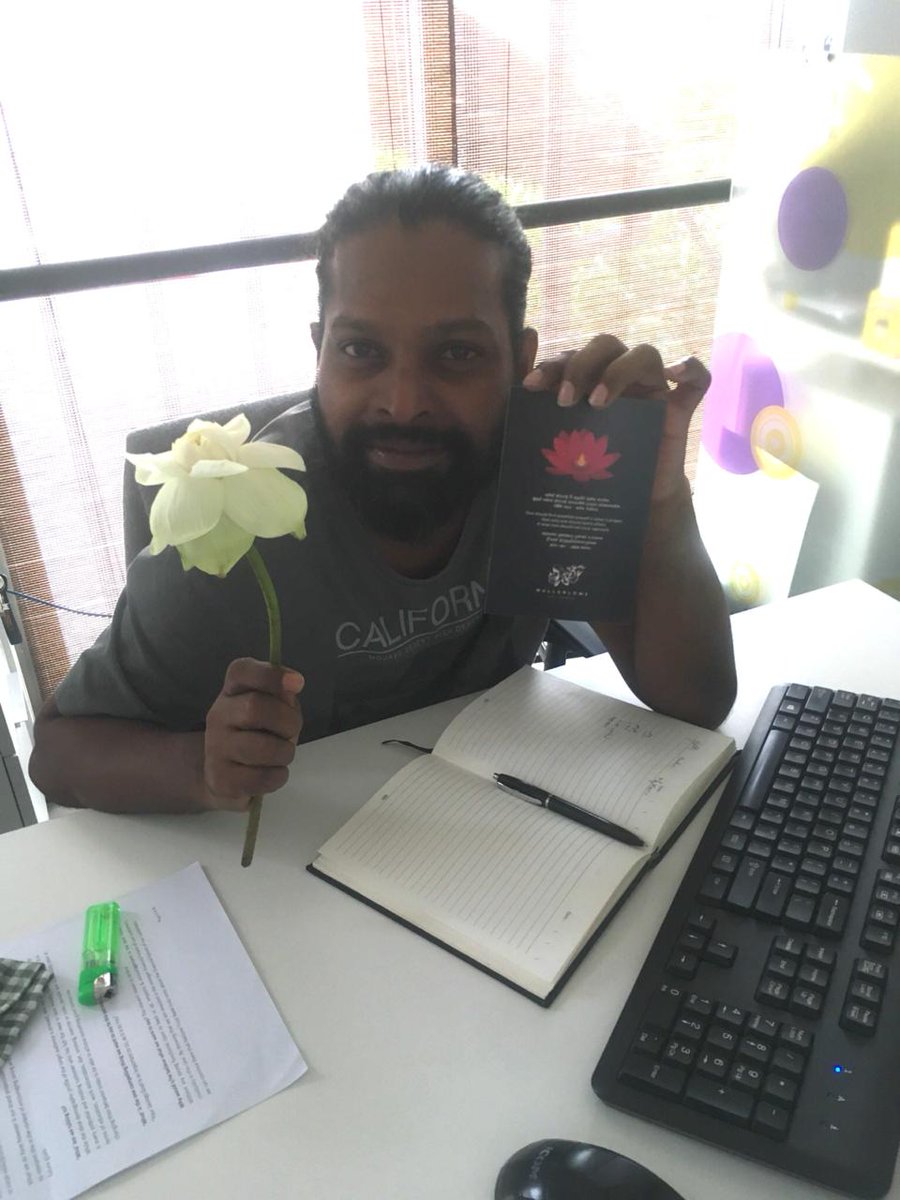 MullenLoweSL's tweet photo. A thoughtful gesture from the staff of MullenLowe to celebrate Vesak.
On behalf of everybody at MullenLowe- Sri Lanka we wish you all a Peaceful Vesak this year. #mullenlowe #srilanka #Vesak  #peace https://t.co/ZzDhdXZRH4