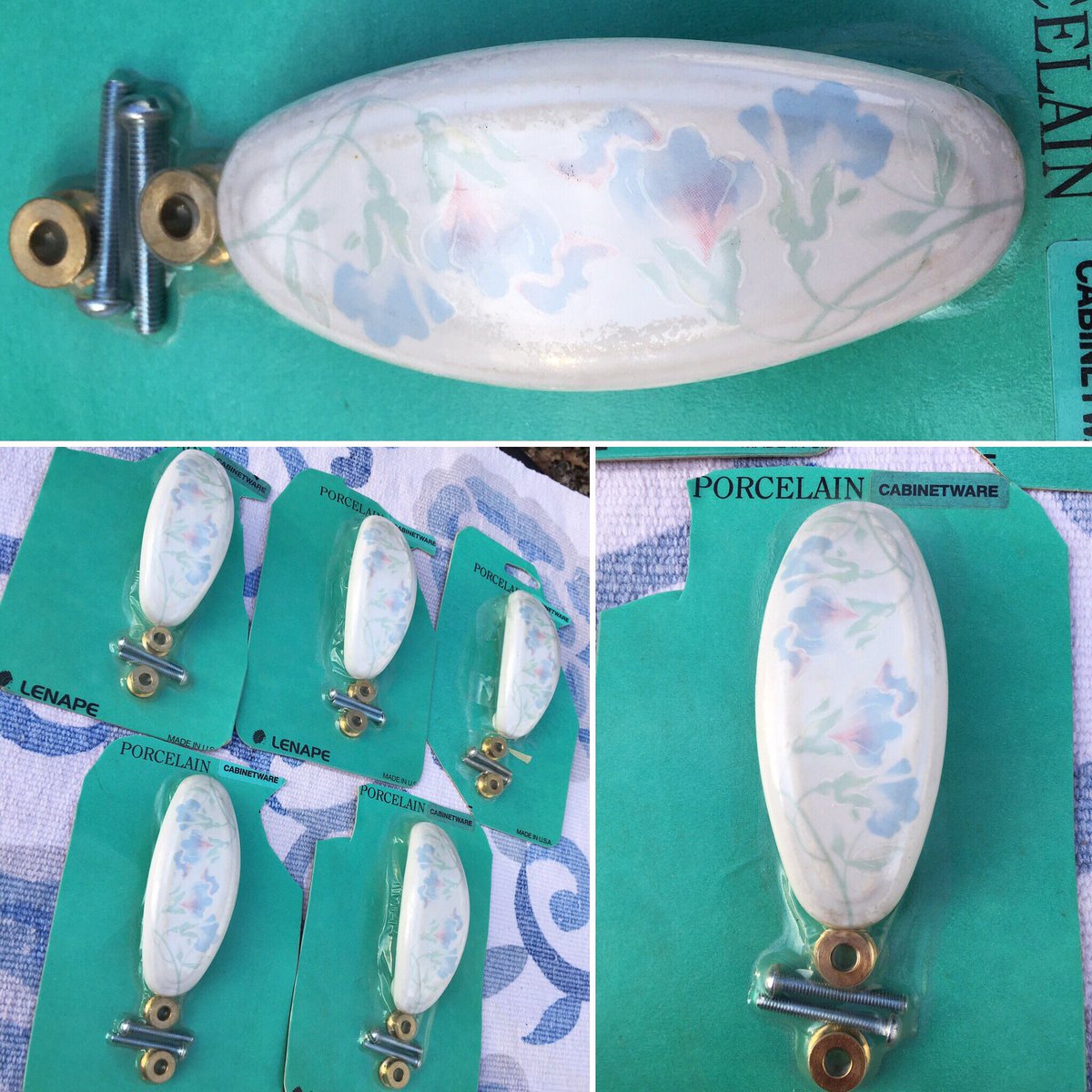 oxhisgem's tweet photo. https://t.co/OXQjKedx73 #victorian #leanape #quality #porcelain #pulloutdrawer #cabinet #white #drawerpulls #oldstock #usability #drawer #drawerpulls #whitecabinets #floral #floralpattern #homedecor #homedecoration #homedesign #homedesignideas #beautiful #kitchendecor #oxhisgems https://t.co/v0vfArW6Np