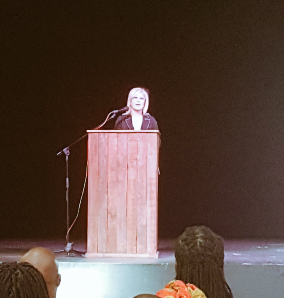 Guest speaker @PYDAcademy graduation Western Cape Provincial Minister of Economic Opportunities, Beverley Schäfer says 'agriculture is an important ecenomic engine room in SA. You young people who graduate today are the future of the industry' #launchingtalent #BeTheDifference