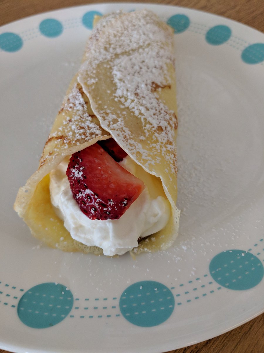 CCIHospitality's tweet photo. A few photos from the last couple days in the CCI Hospitality Kitchen! #eggsbenedictisthebest #eggsflorentineisgoodtoo @CCI_SCDSB  @CCIHospitality https://t.co/G1EbllL65A
