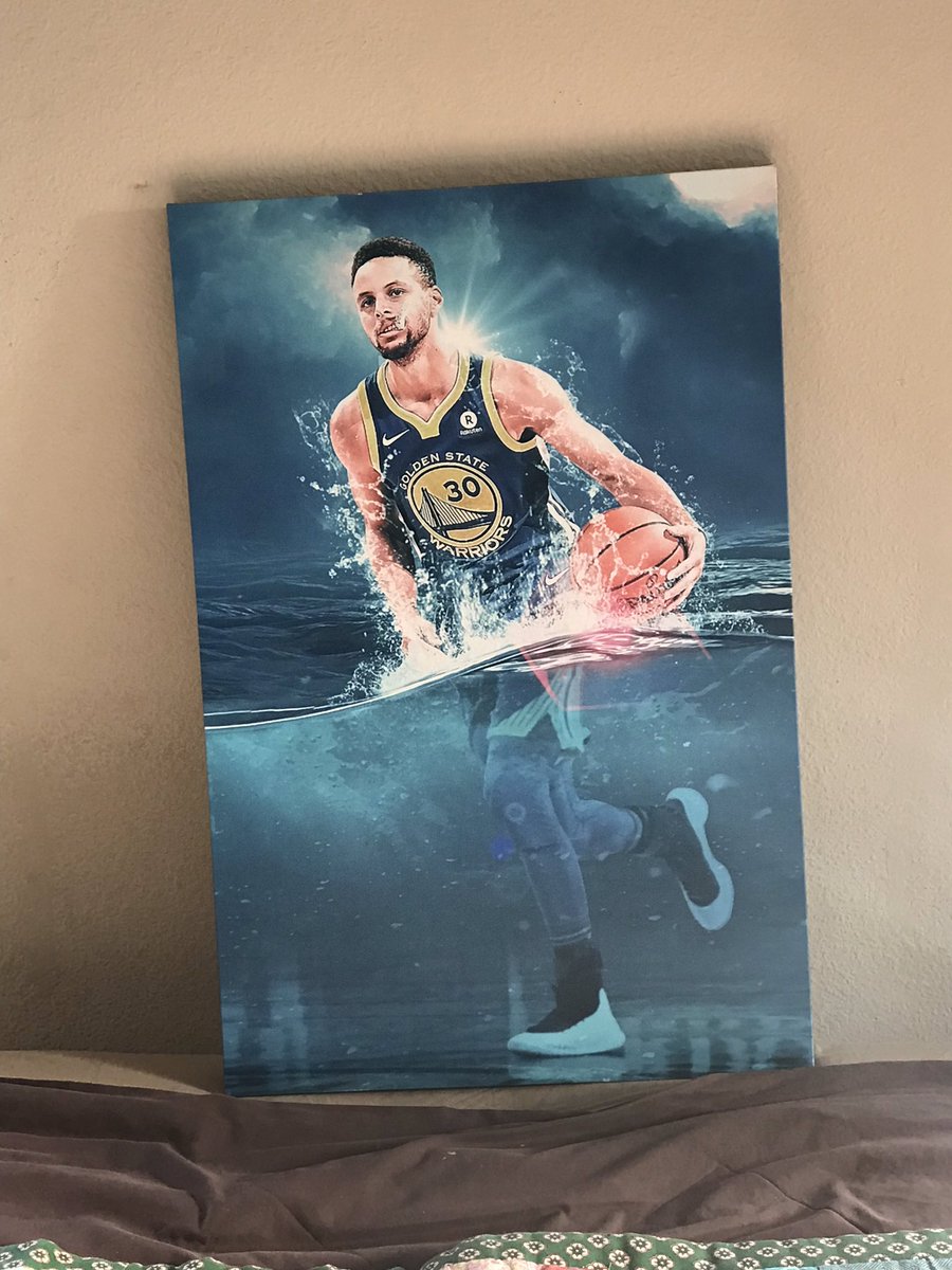 JakeBargerFX's tweet photo. 🚨GIVEAWAY🚨

Giving away this 24x36 canvas print of my Stephen Curry Artwork! 

Just LIKE and RETWEET this tweet to be entered in this giveaway! 

Choosing winner in 1 week! https://t.co/K6i4VJg7V8