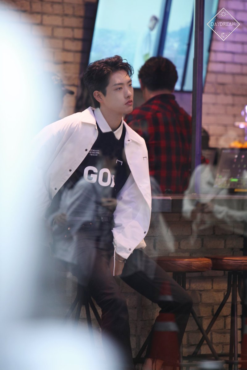 190517 goal 런칭 행사

너무 많이 보고싶었어요😭 흐엉😭💙
오랜만에 본 #타쿠야 더 멋져졌어요😍💕☺️💕

#태라다타쿠야 #TAKUYA #TERADATAKUYA #タクヤ #寺田拓哉