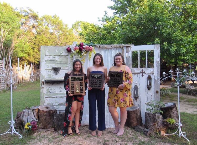 softball_badger's tweet photo. Team Awards: 
(left to right) 

Battlin’ Badger: Monica Garza 
Defensive MVP: Collyn Schuricht 
Offensive MVP: Cally Reding https://t.co/JoAk0ughUM