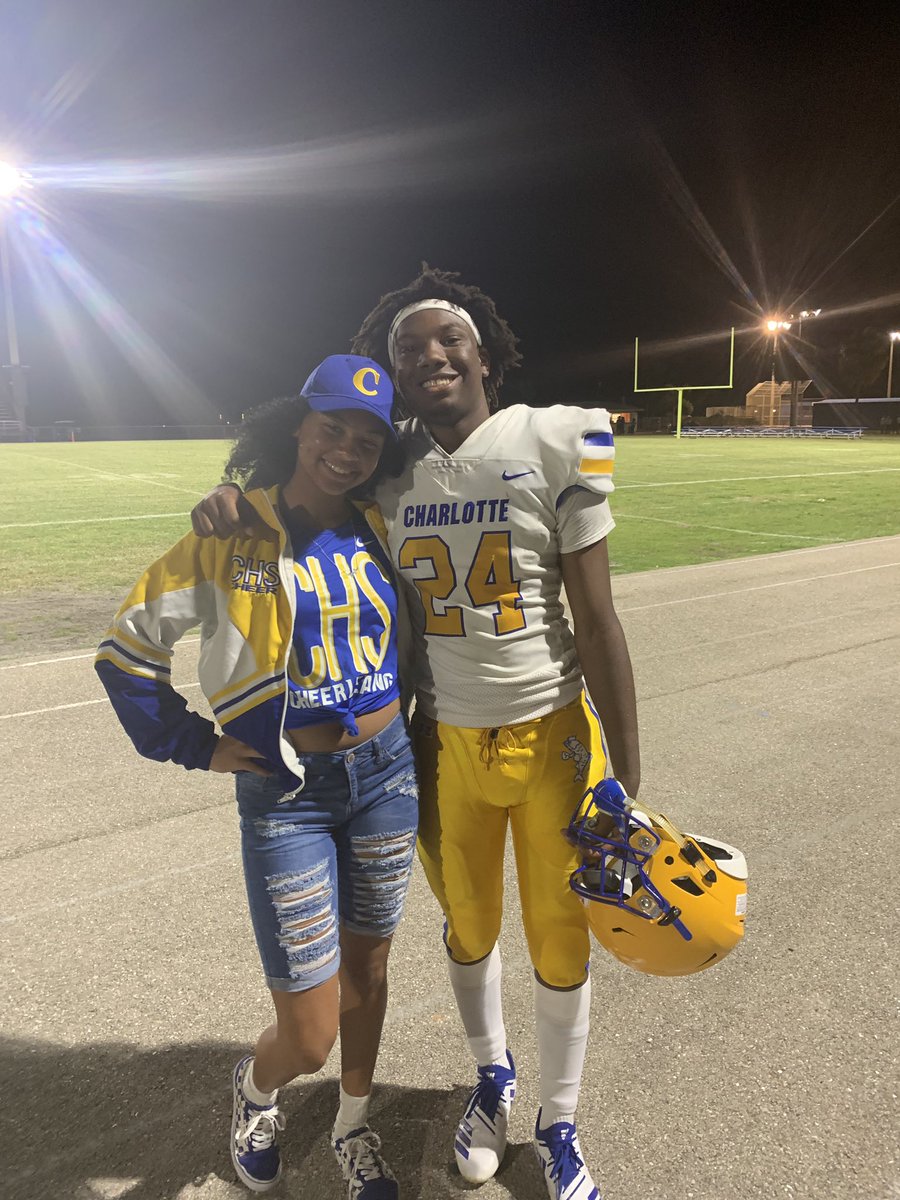 xo_jayla7's tweet photo. Not their cheerleader anymore but imma always be on the sidelines ππ #NEJB #GATA Brothers 4L π https://t.co/b73I4WD3sP