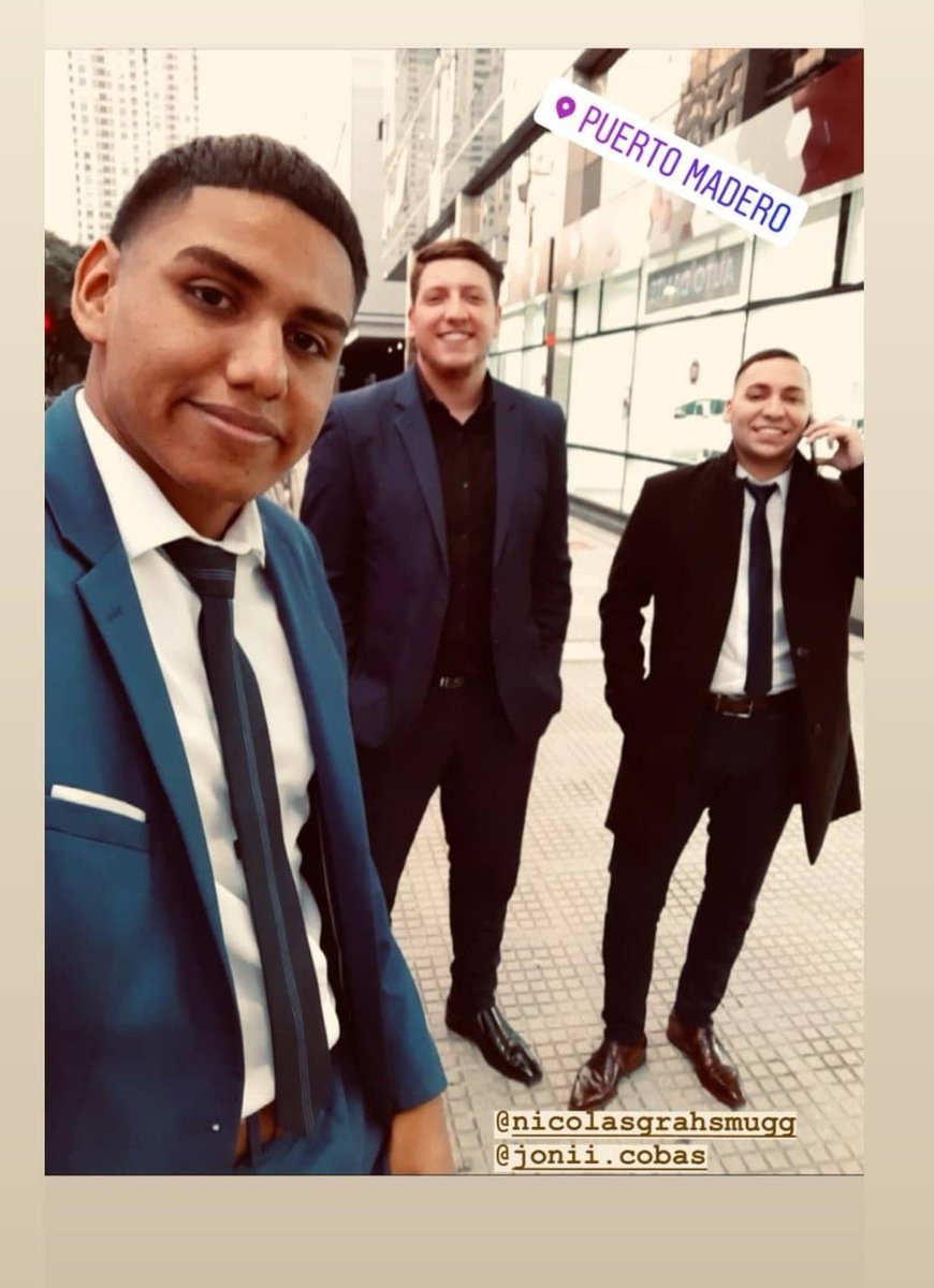 NicolasBrian8's tweet photo. 👔 https://t.co/UU8n4HTXCX