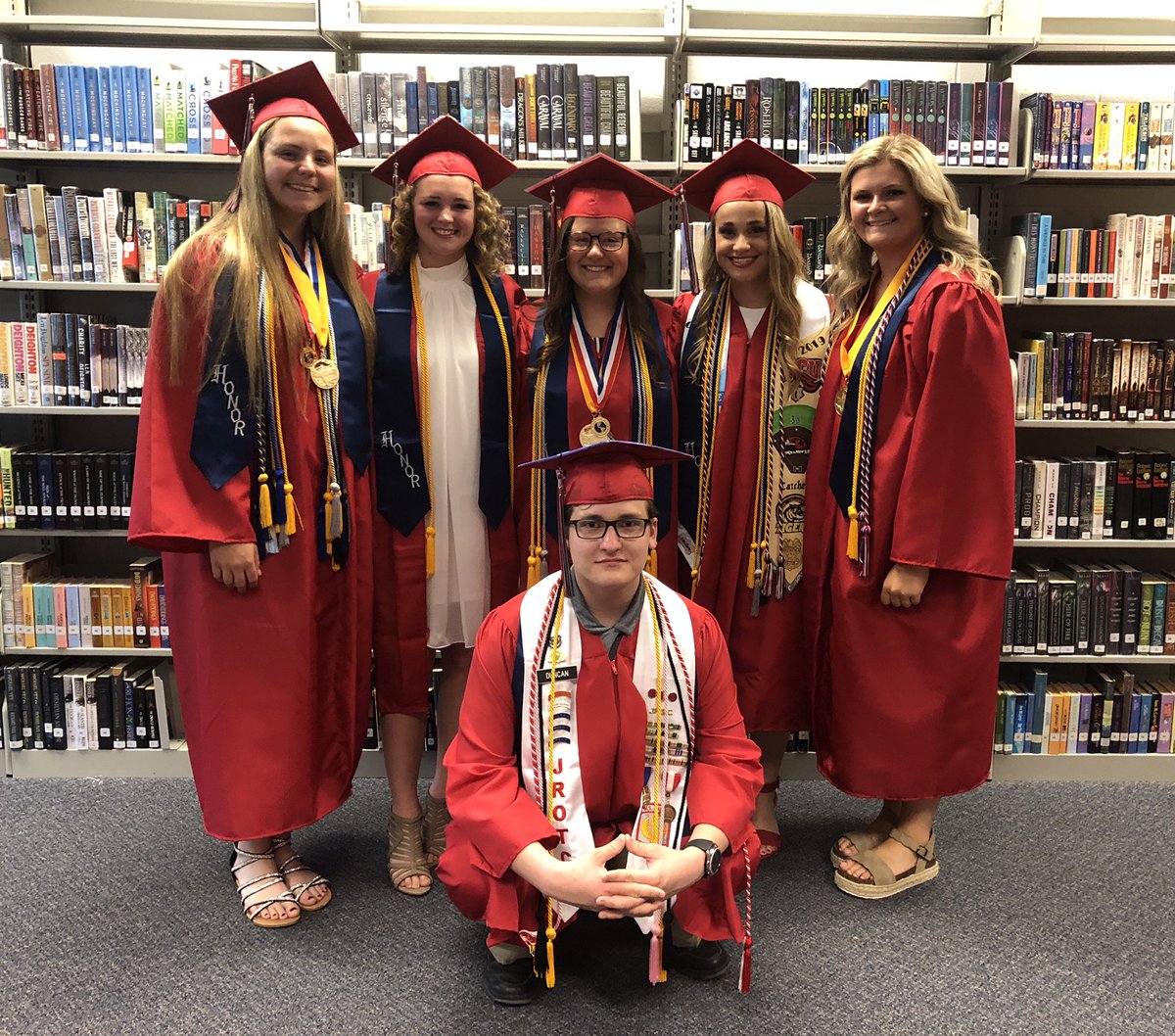 Graduate 🎓 ✔️
Boro Bound 🥎 ✔️
#B19DEAL #1E9ENDS #R1N9CHASIN