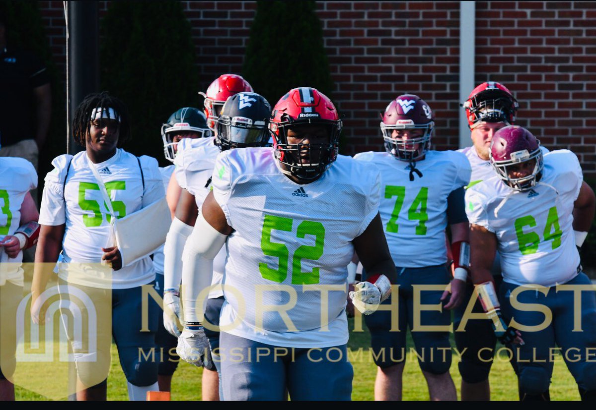 kcayson1k's tweet photo. S/o to @FamiliesFirstMS and @NEMFCA2013 for selecting me to represent my school and my fallen brother in this years NEMFCA ALL-STAR GAME ... 🙏🏾💯 #FlyHigh52 🕊 https://t.co/bzLmkFgwjV