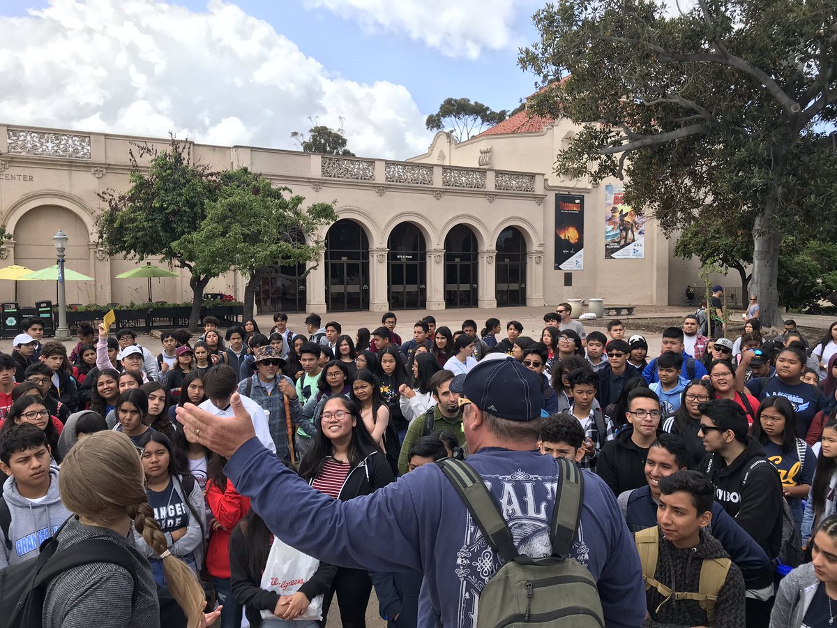 schoolbiz85's tweet photo. Granger 14th Annual 9th Grade Balboa Park/Zoo Trip...Class of 2019...64th Promoting  Class...#SUHSD https://t.co/eqql8iLDmB