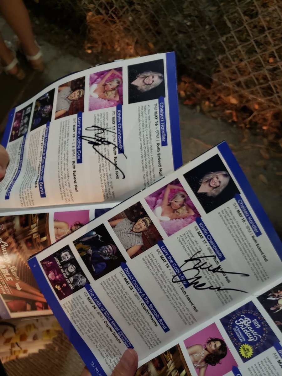 Cat_marieR's tweet photo. @KChenoweth I can't believe I just met you!! 3rd times a charm! #rutheckerd #bless thank you for coming out to sign,thunder pup was so cute!!😘💚 #lotzalove https://t.co/0WcPexYZup