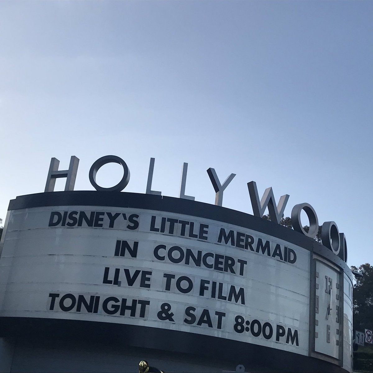 waynedidit's tweet photo. I made it!!! Darlin’ it’s better down where it’s wetter!!! #londontoLA #thelittlemermaid https://t.co/Ei8D2tSH7M