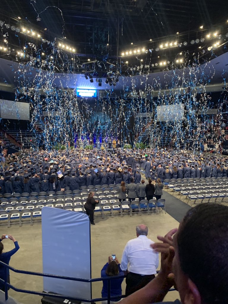 odslaa's tweet photo. Congratulations Ollie 💙⚪️ #UNO2019 #Graduation2019 https://t.co/DUa27lO9rH