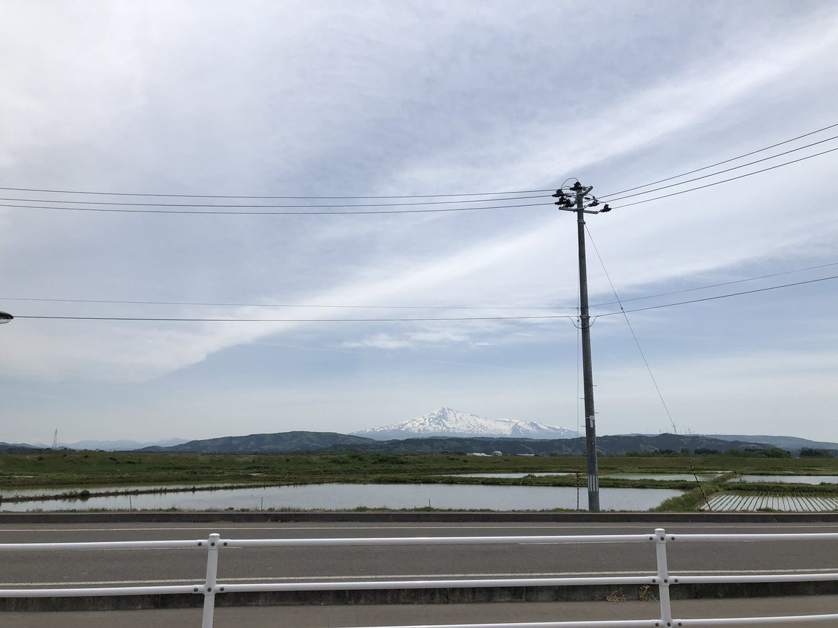 coolpoko_ono's tweet image. 小野だー!
秋田県に来てるだー!
スーパーマーケットのナイスさんのオープンイベントに来てるだー!
本荘インター店だー!
13時からと15時からネタやるだー!
お近くの方は是非だー!
風邪ひくなよー!