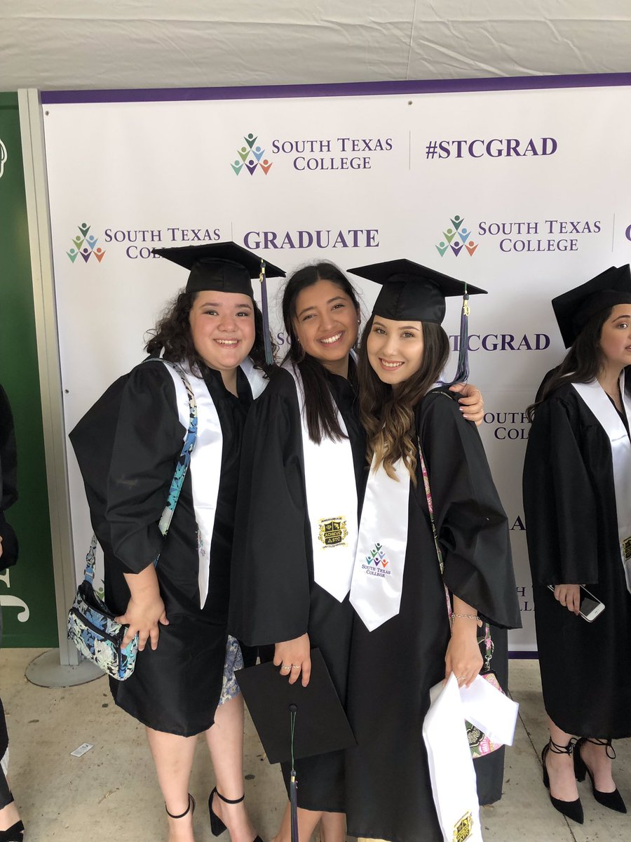 AliciaForina's tweet image. normally we try not to brag in this haus but uhm i turned 18 on tuesday and now it’s friday and i can officially say i’ve earned an associates degree.. who let me graduate college before high school lol #blessed #lightflex