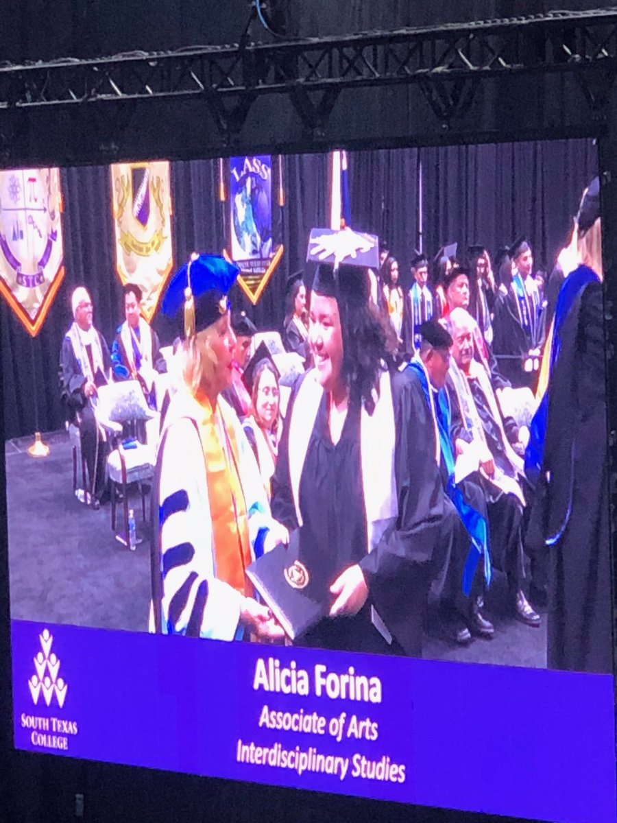 AliciaForina's tweet image. normally we try not to brag in this haus but uhm i turned 18 on tuesday and now it’s friday and i can officially say i’ve earned an associates degree.. who let me graduate college before high school lol #blessed #lightflex