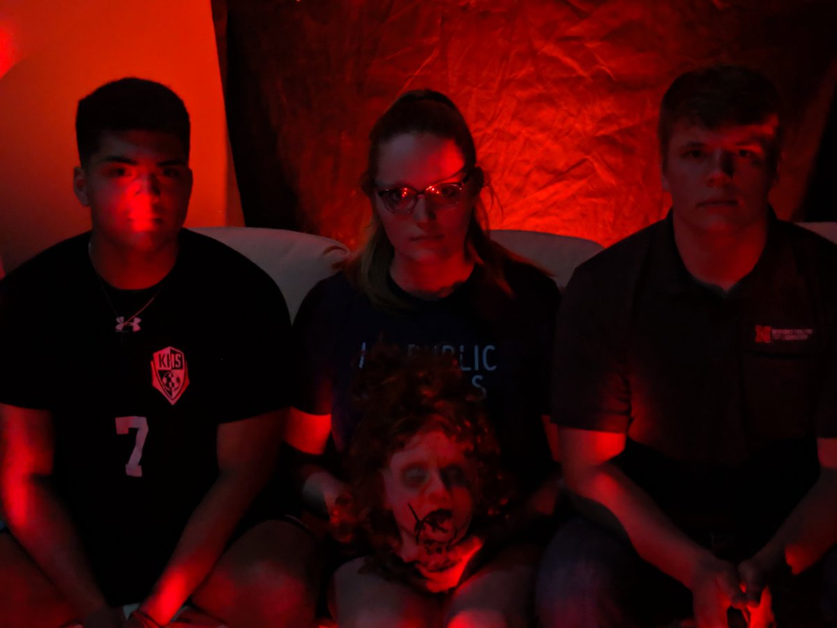 BrandyEdgren's tweet image. Boston petits show was awesome. #theviewer