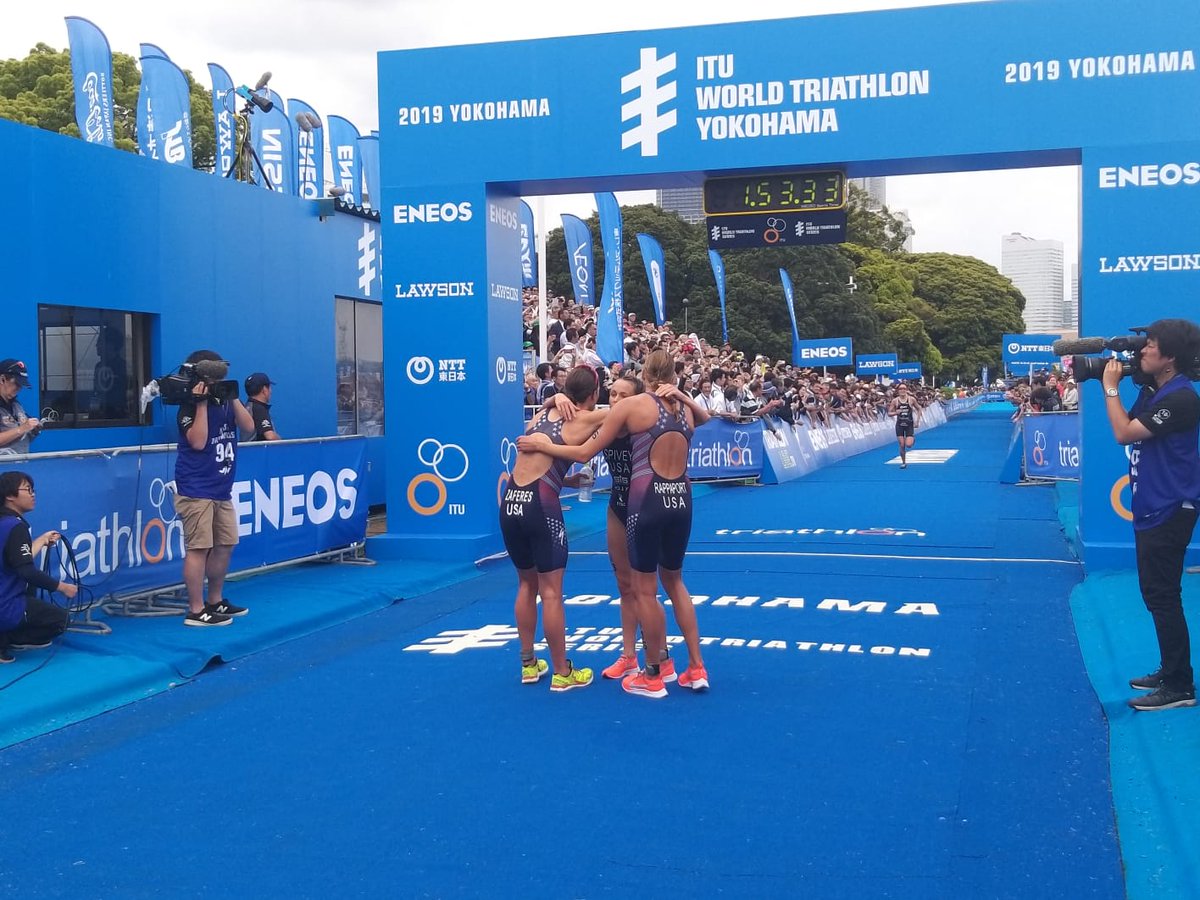 triathlonlive's tweet photo. .@usatriathlon sweeps the elite women's podium #WTSYokohama
🥇@KZaferes6 
🥈@Summerrappz
🥉@TKSpivey 
📽️ https://t.co/JwsigQEnNx https://t.co/6hikPusgsd