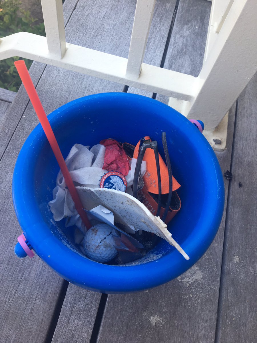 Sharkk2203's tweet photo. Collected this on my walk today on the beach! #stoptrashingthebeach #nomorelittering #saveourocean https://t.co/6AVEjCqLqu