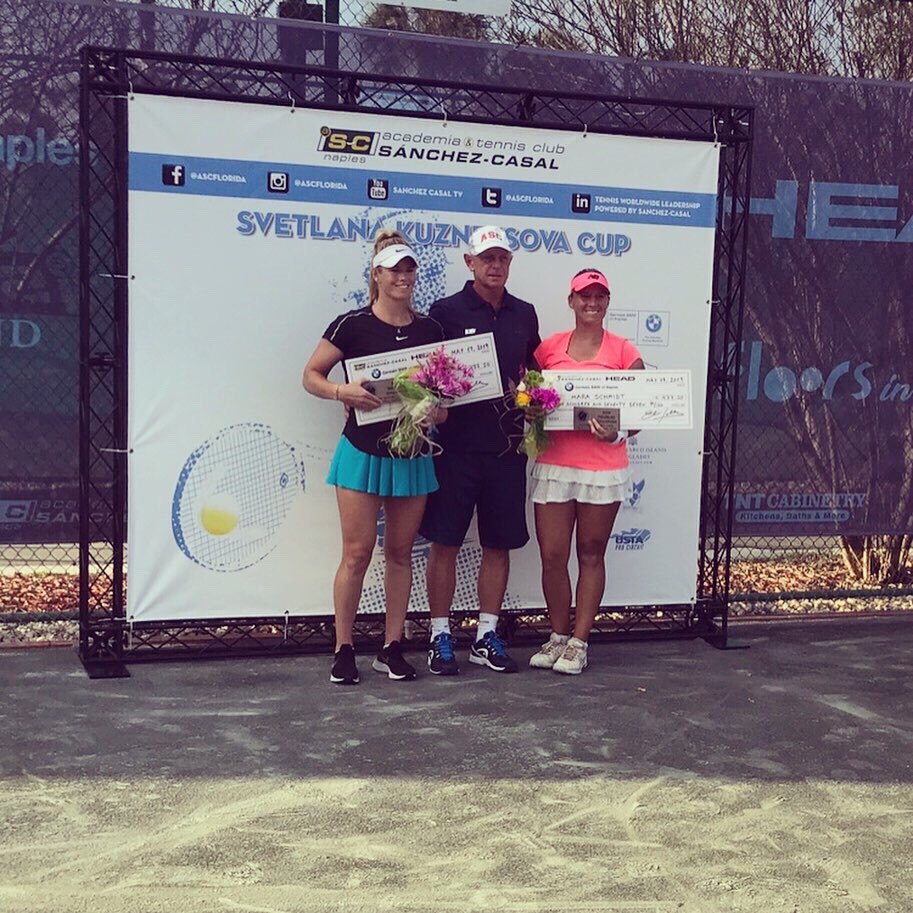 maraschmidt2's tweet photo. First Doubles Title ๐ช๐ฝ๐๐พโ
Thanks for playing with me this week @bel.woolcock
#firstprotitle #doubleschamps #15k #thanksforputtingupwithme #finally #naplesflorida https://t.co/g1h3q3Nsf2