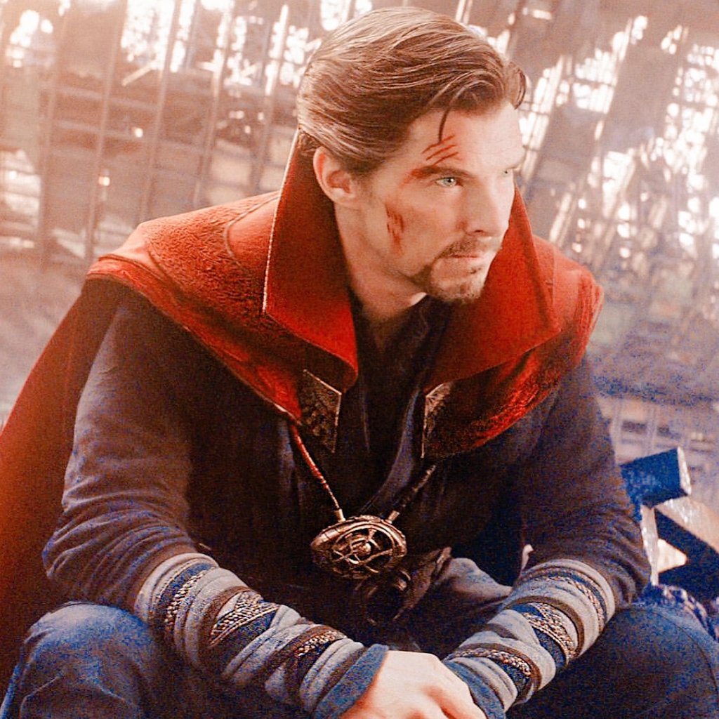 partygirlu2's tweet photo. can we just take a moment to appreciate how gorgeous doctor strange is in infinity war? https://t.co/tlxzVMV28j