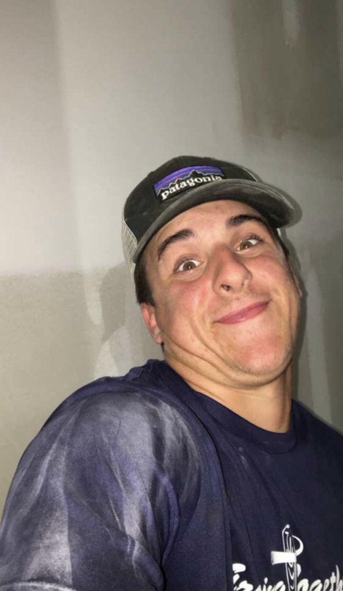ColeHardy116's tweet photo. Big happy birthday to my brother! Love ya Wilk, hope itβs a solid one! #helluh @_Wilky_14 https://t.co/ulOhsI4QwR
