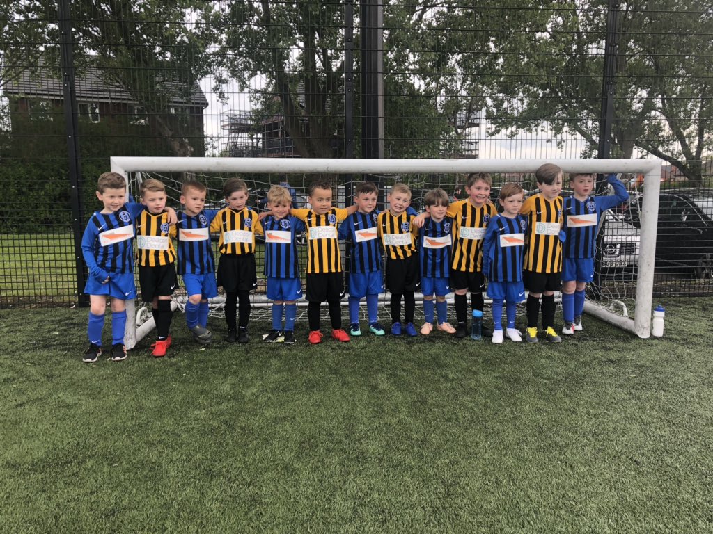 Great first result for <a href="/magsfireu7/">Mags-FireU7</a> 6-3 winners with two hat tricks! Both teams played brilliantly and smiles all round! #learningtherightway <a href="/MagsFC/">The Mags</a> <a href="/KJFDL/">Knowsley Junior FDL</a>