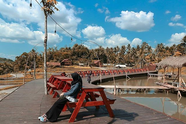 wisataTSM's tweet photo. Reposted from @petualangcantik_tasik -  Photo by@nelstsn
• • •
☁☁
.
.
📍Karang resik, Tasikmalaya
.
.
Jangan lupa tag @petualangcantik_tasik
&amp; #petualangcantik_tasik
.
.
#petualangcantik_tasik
#exploretasikmalaya
#wisatatasik
#jelajah_tasik
#info_tasik
#Tasikmalaya
#amazi… https://t.co/D4wfwFs6zk