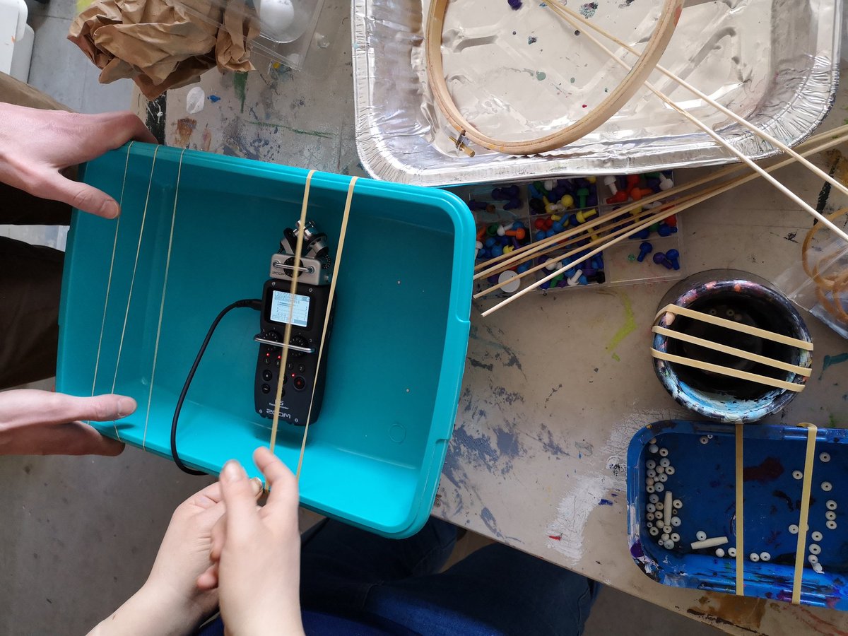 joannavpeace's tweet photo. 'Foreground Balloon' is going out today on @radiophrenia, our second soundmaking/writing/voicing collaboration with @Project_Ability. Tune in at 11.30! and keep listening to the rest of the great programme today, including live broadcasts from @PlatformGlasgow https://t.co/04in4otMpu