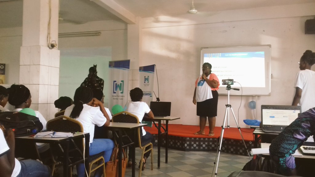 EvaProkop's tweet image. RT @RichmondDAKPOG1: #Putdown, #Mascarade, #HateSites et autres sont quelques exemples plus pratique de cas de #CyberHarcelement. - #IWD2019 

----- @murielofficiel 

@WTMAbomeyCalavi
#ImRemarkable
#WTMAbomeyCalavi
#IWD19
#ShareYourPassion
#WomenInTech
#…