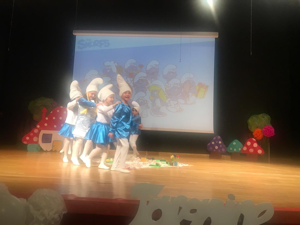 FLORYADOGAELT's tweet photo. The Smurfs🍄🍄🍄 Congratulations our lovely kids❤️ @FloryaDoga_ @TamerrAktas @KevsGunesMetin @DuyguYamanD @ece_hamret https://t.co/kbnRFq4NZl