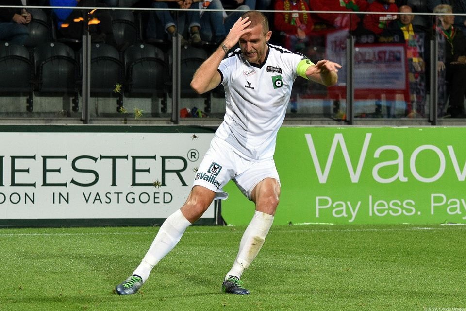 BenjaminLambot1's tweet photo. End of a difficult season ⚽️ Ups and down 👊 but @cercleofficial stays in First Division 👌 #LoveMyTeammates #ThanksSupporters https://t.co/1V5R2LluHO