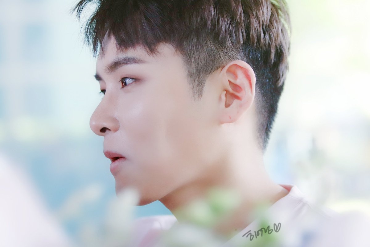 HearingRW's tweet photo. 190511 #려욱 #Ryeowook 👀 https://t.co/VbBsnKddtm