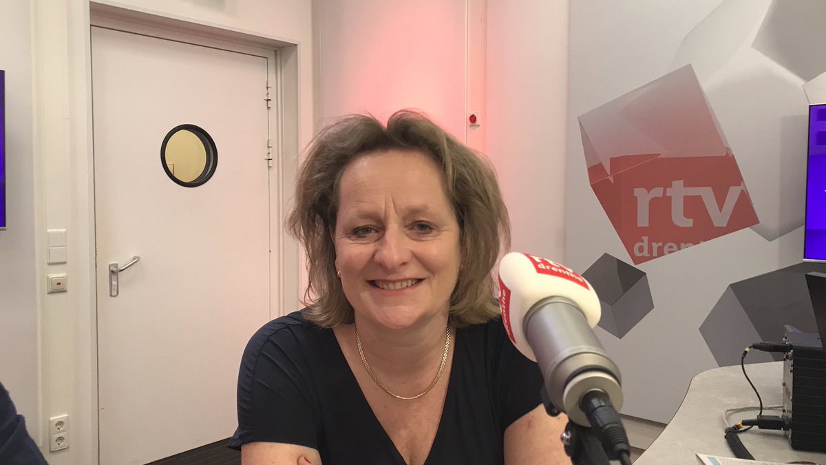 #Cassata straks over #EuropeseVerkiezingen met <a href="/AnnaSjoukjevO/">Sjoukje van Oosterhout</a> <a href="/RalphduLong/">Ralph du Long</a> en <a href="/jhuitema/">Jan Huitema</a> en met <a href="/HannekeBrug/">Hanneke Bruggeman</a> van <a href="/GrandPrixAssen/">Grand Prix Assen businessclub #HupAssen</a> <a href="/RTVDrenthe/">RTV Drenthe</a>