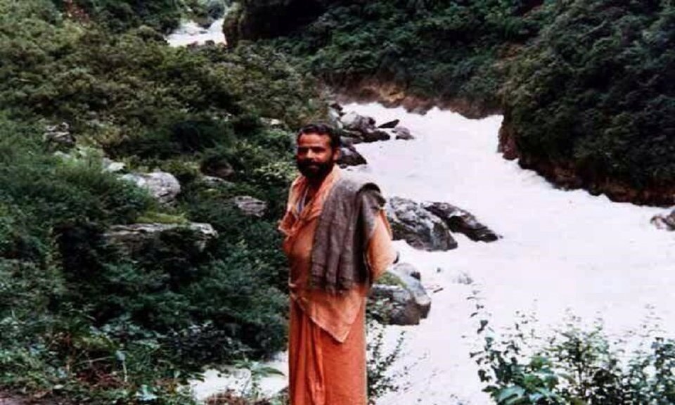 free_thinker's tweet photo. Modiji's oldest friend - the camera. https://t.co/d0bfkr6Z1C