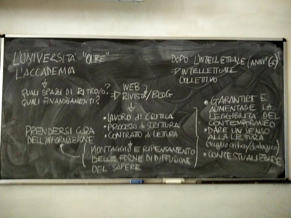 lavoroculturale's tweet photo. La sintesi di "Quando l’università incontra il #lavoroculturale": il ruolo della critica e della scrittura sul web, la cura dell'informazione e la divulgazione dei saperi. https://t.co/Sl5YRUP0Bk https://t.co/T5S3dTSd2v