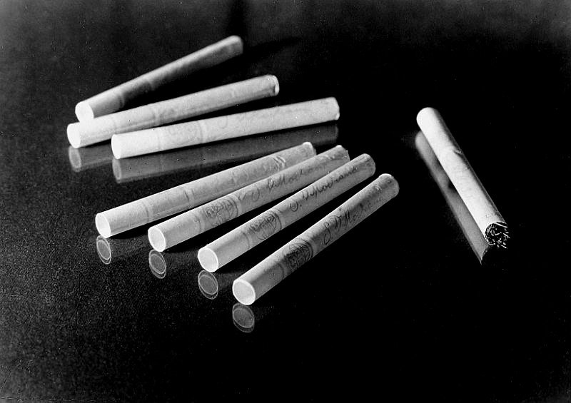 jatustein's tweet photo. #ImreKinszki. Still life, #c1930 https://t.co/Z5aAkeBDyD