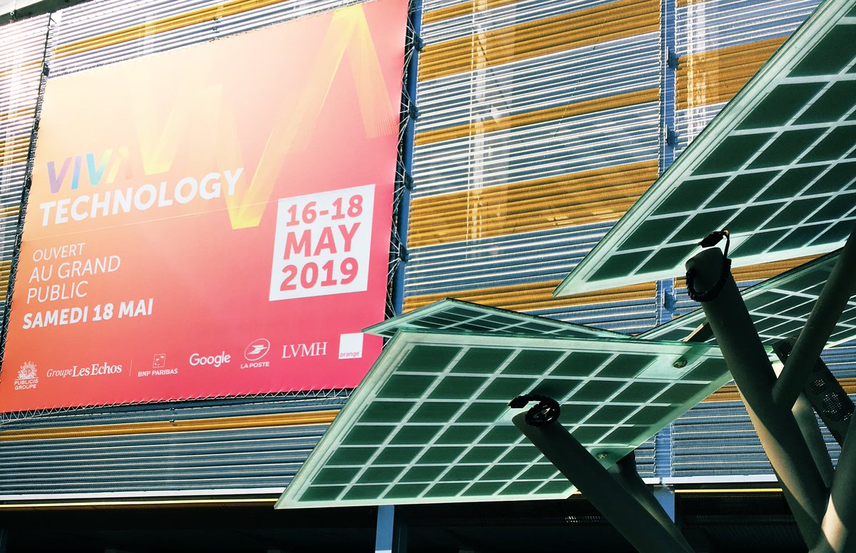BoulezSonia's tweet photo. jour3 #Vivatech19 : un salon particulièrement fort en #innovations pour construire la #villeintelligente - 
Le #siivim #neversagglomeration #villedenevers du 26/9/19 à Nevers sera riche de technologies de pointe et sera soutenu par de nombreux partenaires ! https://t.co/4d6aXIuIbc