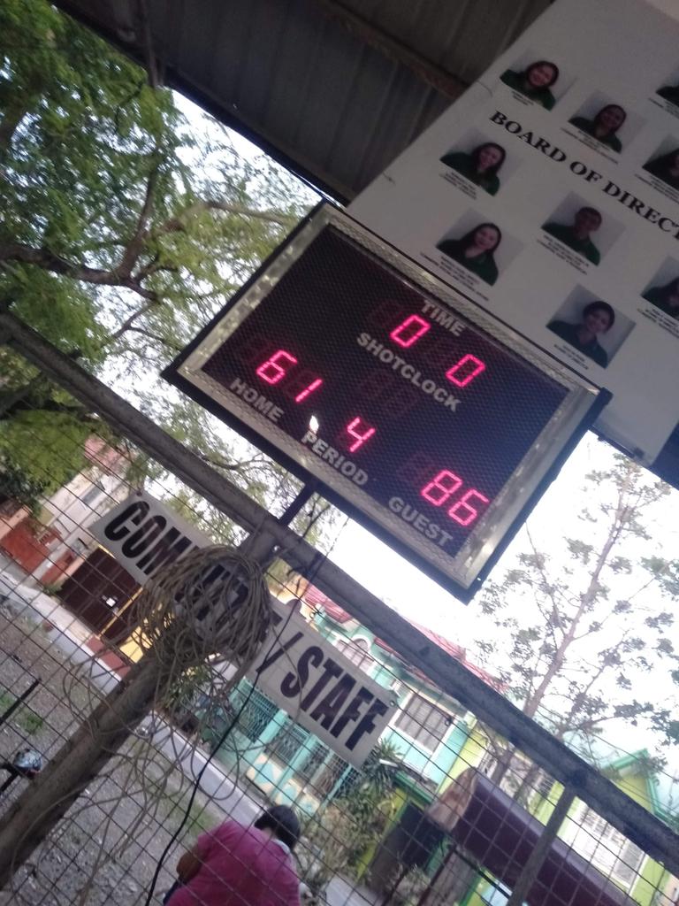 rafaelfuertez19's tweet photo. 1 more WIN. #DevilsBasketball https://t.co/vyEoY91I9G